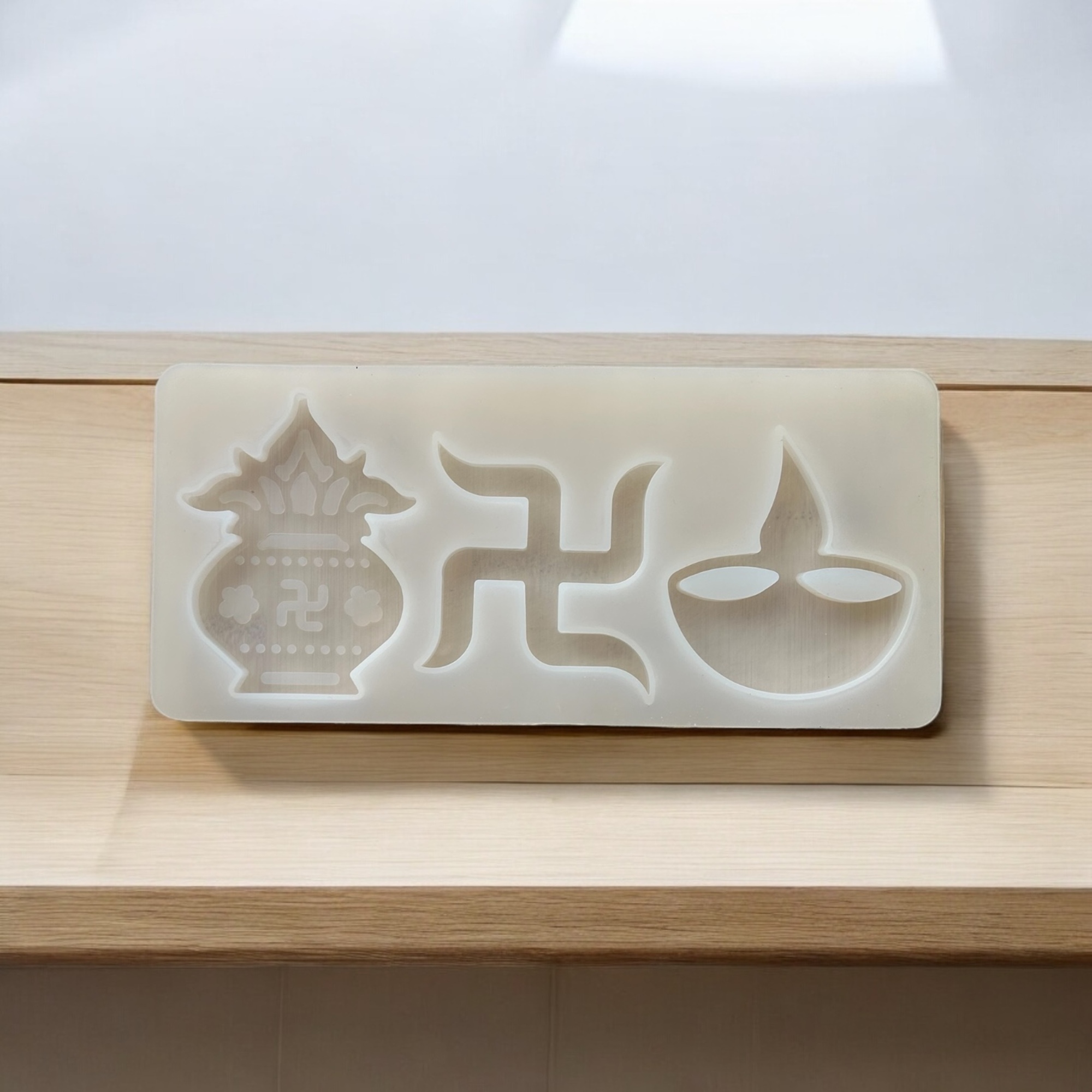 3 In 1 Kalash And Diya Mould_img